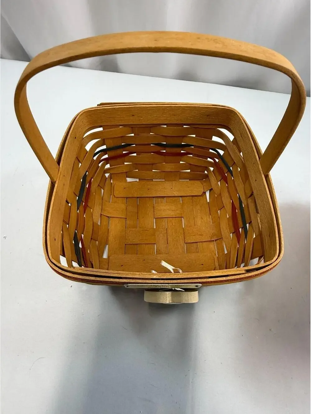 1996 Longaberger Light The Fire Bee Basket w/Liner & Protector Basket